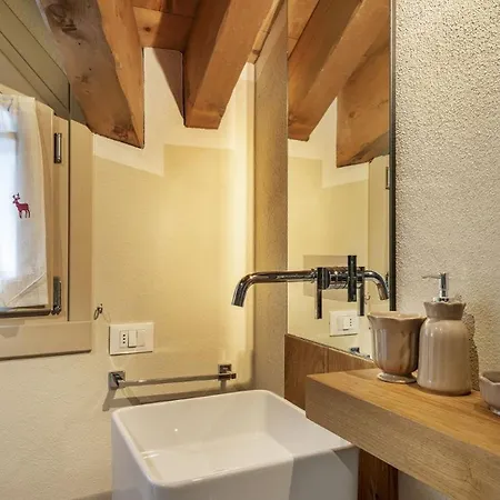 Alpen Apartment *